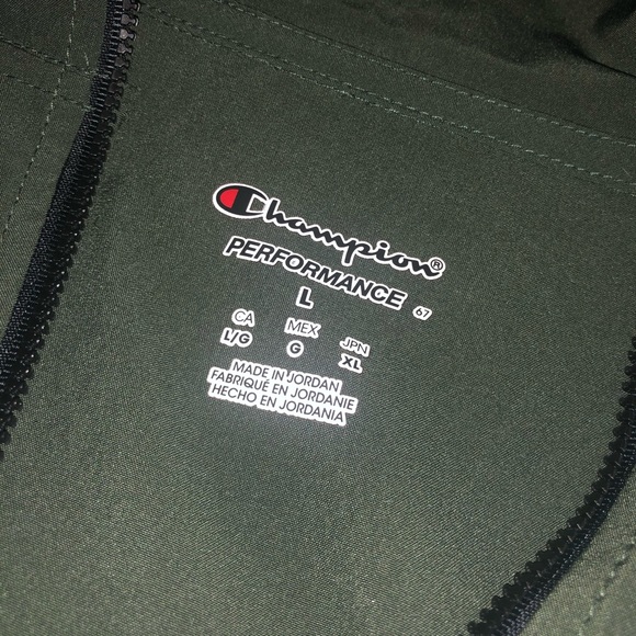 Champion Performance Jacket - Picture 3 of 4